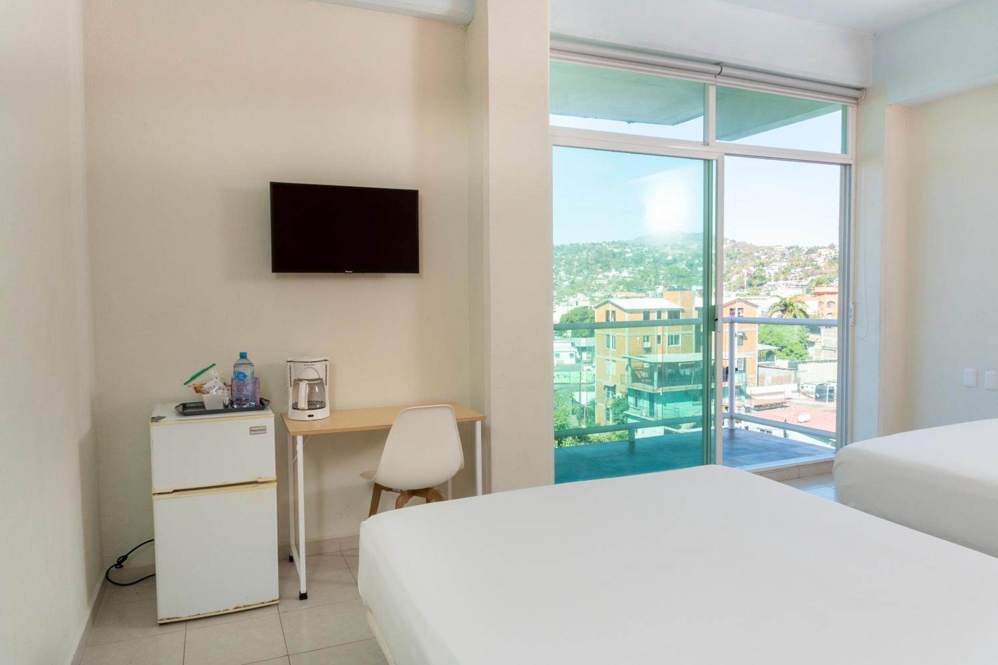 Fabuloso Hotel Las Vegas Zihuatanejo Extérieur photo