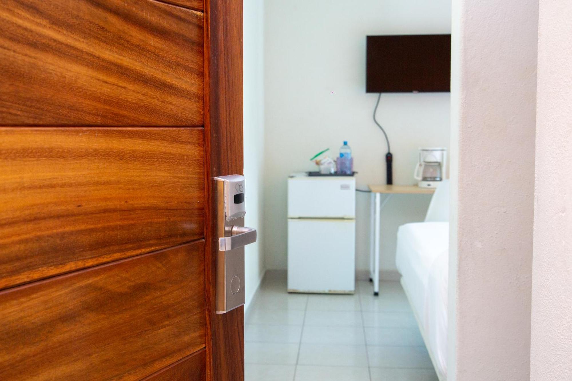 Fabuloso Hotel Las Vegas Zihuatanejo Extérieur photo